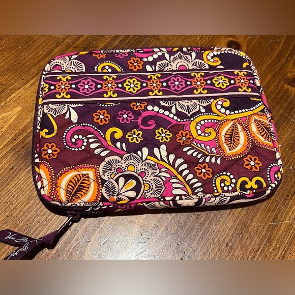 Vera Bradley Retired Safari Sunset E-Reader Tech Case Cover 9 Inches - Picture 3 of 12